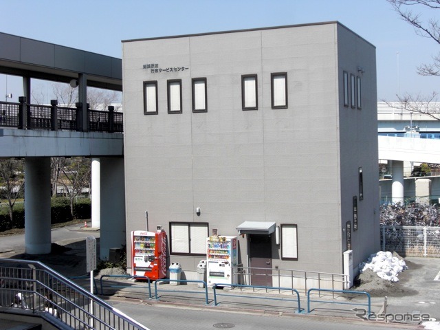 東日本大震災による液状化（千葉県浦安市、3月）