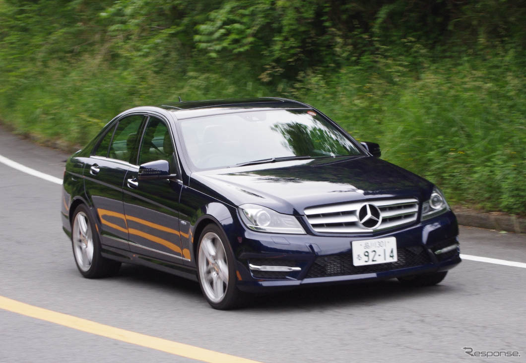 メルセデスベンツ C200ブルーエフィシエンシー アバンギャルド AMGスポーツパッケージ装着車