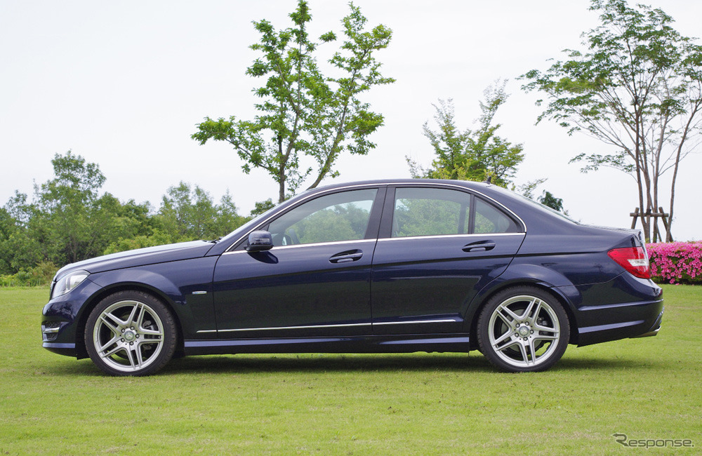 メルセデスベンツ C200ブルーエフィシエンシー アバンギャルド AMGスポーツパッケージ装着車