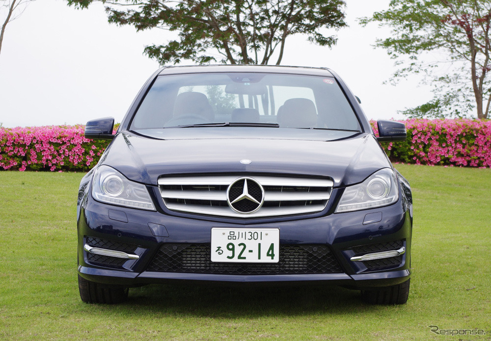 メルセデスベンツ C200ブルーエフィシエンシー アバンギャルド AMGスポーツパッケージ装着車