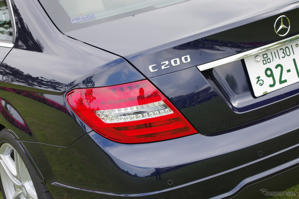 メルセデスベンツ C200ブルーエフィシエンシー アバンギャルド AMGスポーツパッケージ装着車