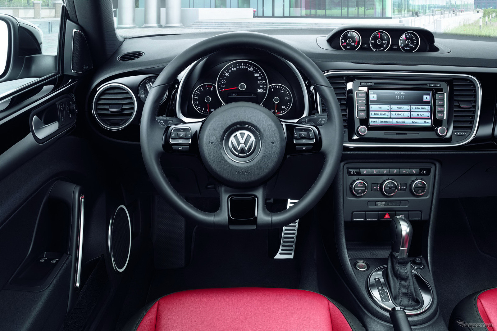 日本導入は2012年初頭のVWザ・ビートル