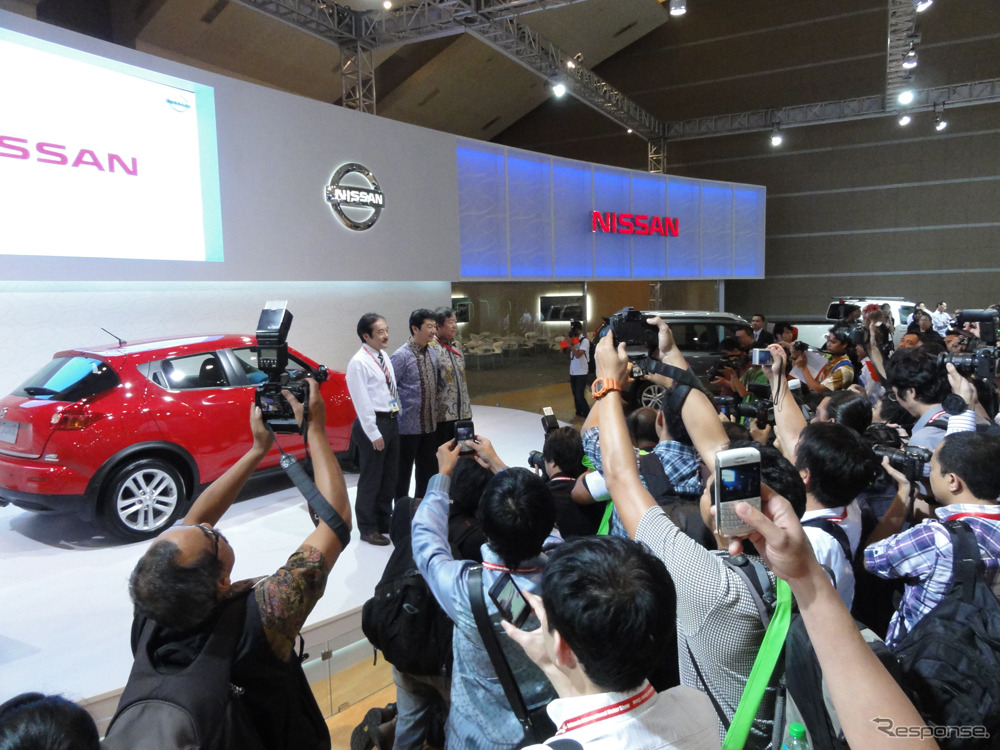 ジャカルタモーターショー11 日産プレスカンファレンスのようす
