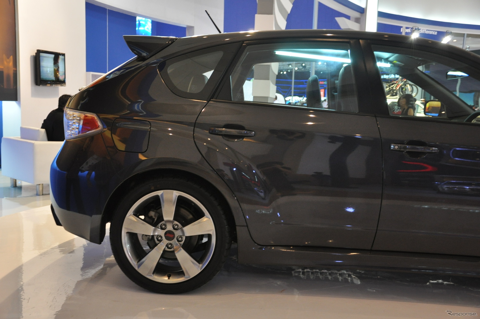 スバル インプレッサWRX STI A-Line（ジャカルタモーターショー11）