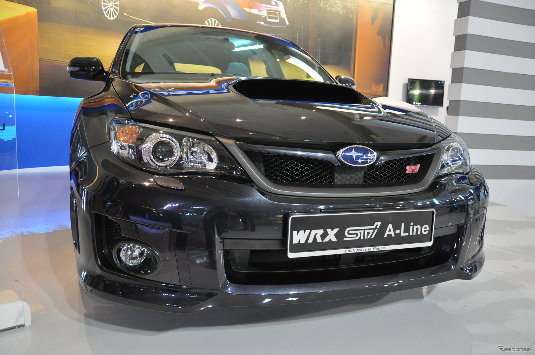 スバル インプレッサWRX STI A-Line（ジャカルタモーターショー11）