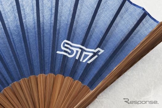 STI、老舗職人による手刷り扇子を発売…即日完売