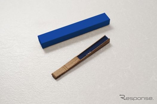 STI、老舗職人による手刷り扇子を発売…即日完売