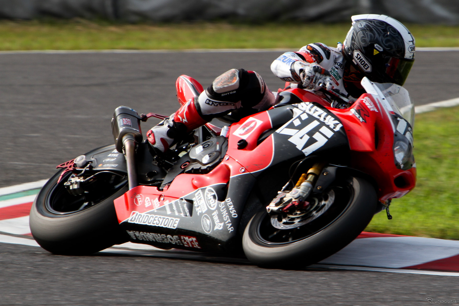 【鈴鹿8耐】写真蔵…上位3チームの走りと表彰台