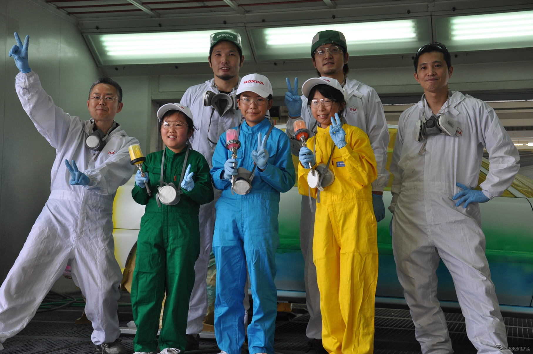 ホンダボディサービス栃木での塗装体験・工場見学のようす