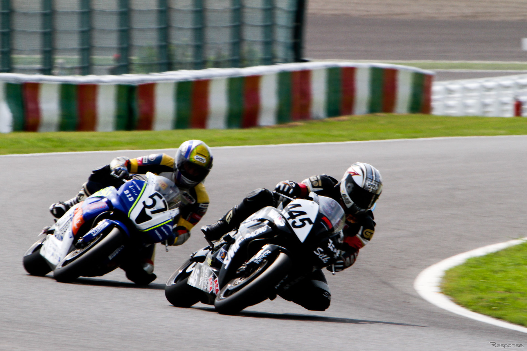 鈴鹿4時間耐久ロードレース2011