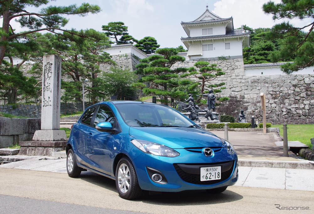 マツダ・デミオ13-SKYACTIV