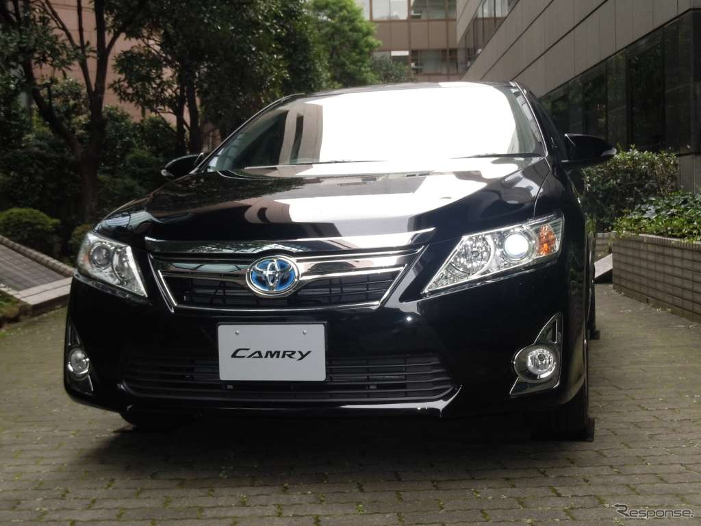 新型トヨタ・カムリ