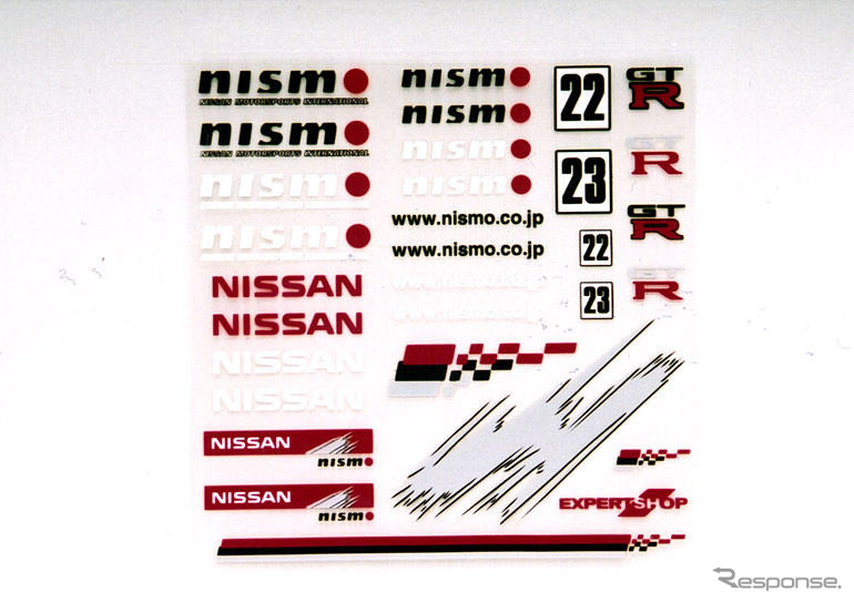NISMOオリジナル「クレデンシャルケース」「ミニステッカーセット」発売