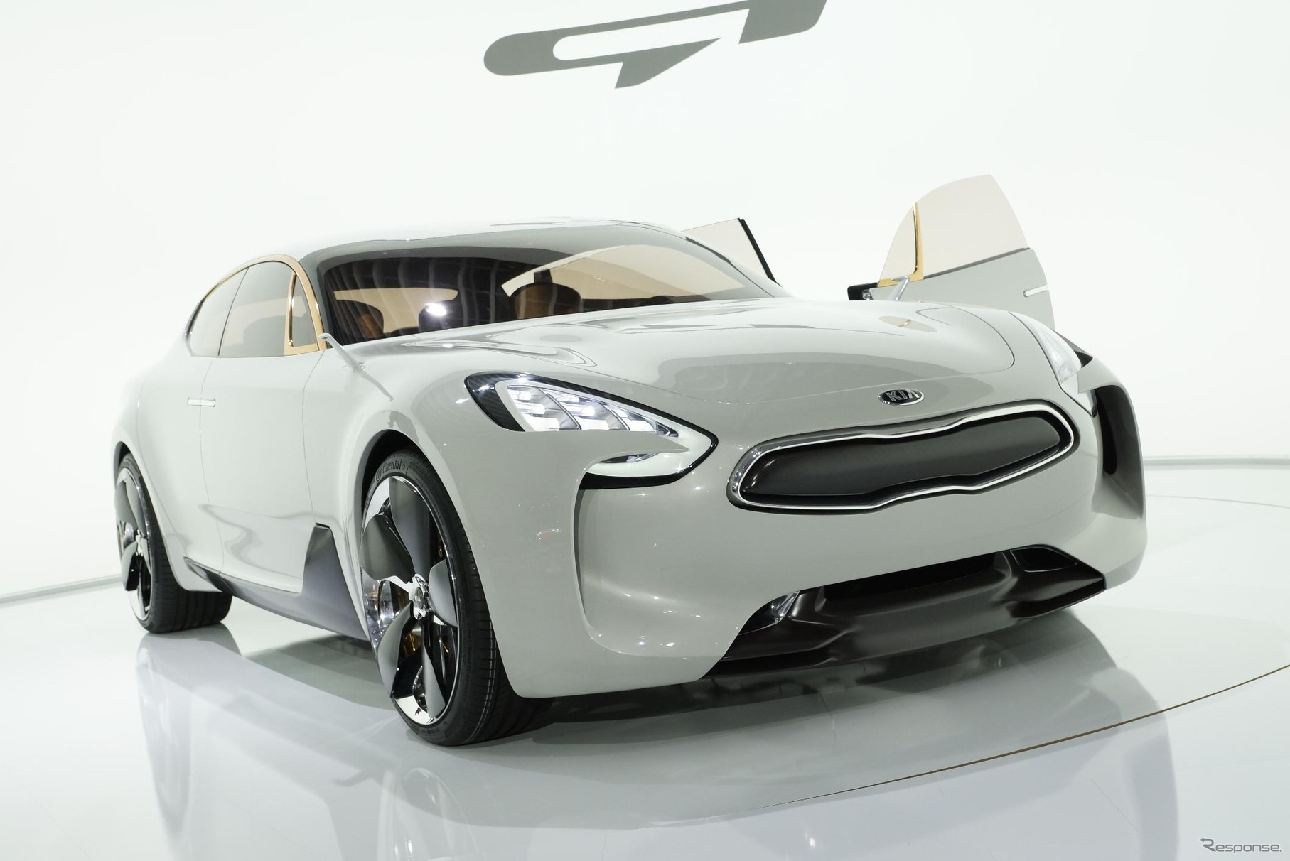 韓国キアモーターズのFRスポーツセダンコンセプトカー、GT（フランクフルトモーターショー11）