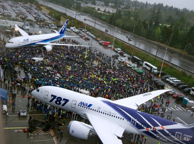 9月26日、米エバレット工場でボーイングからANAへ、787初号機引き渡しの式典。