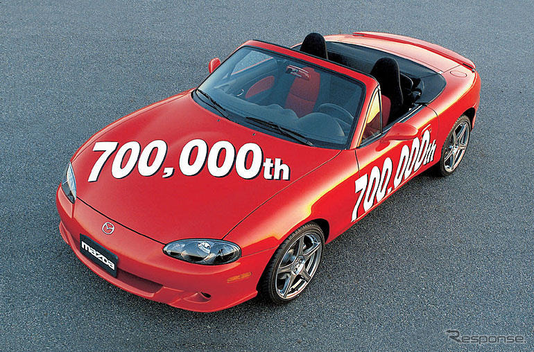 マツダ『ロードスター』生産70万台達成、ギネスに再申請へ