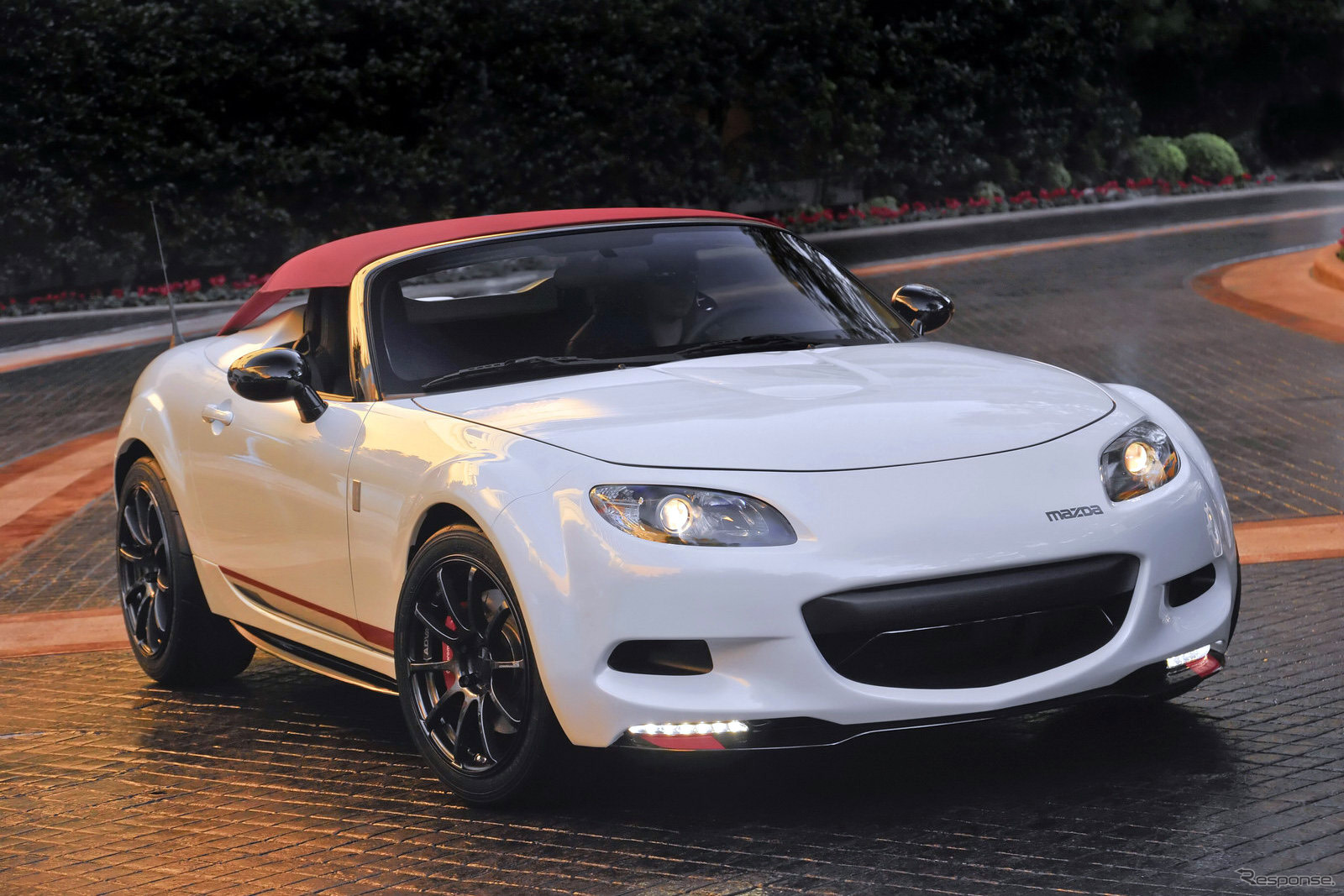 マツダ MX-5（日本名：ロードスター）スパイダー