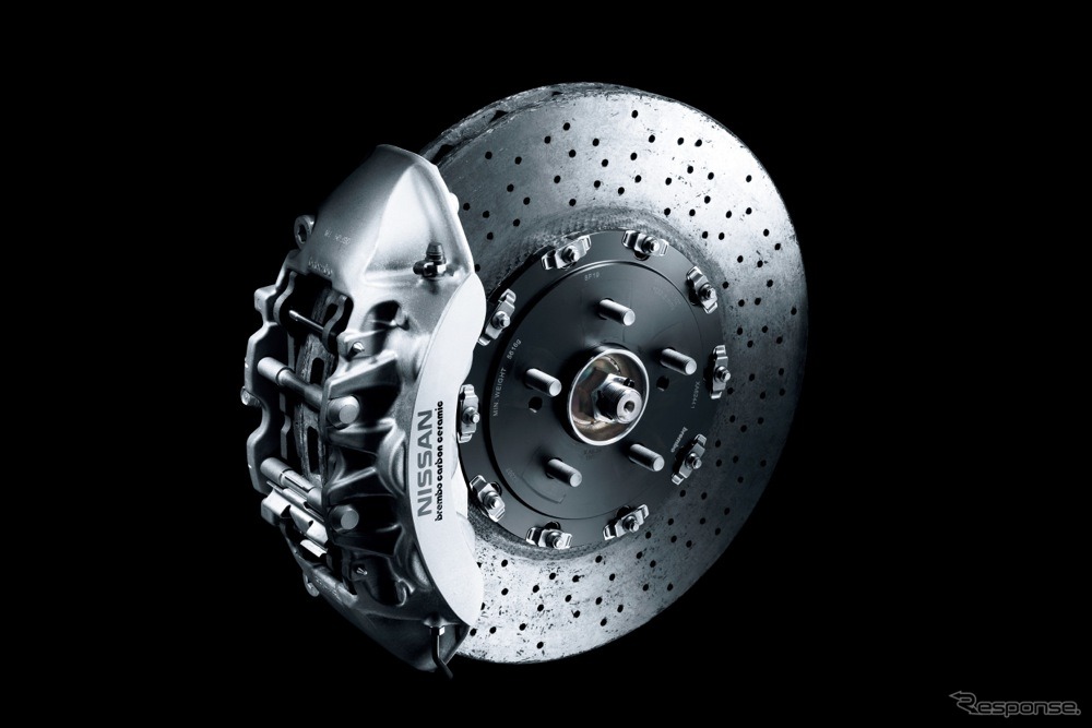 日産 GT-R 2012年モデル（写真：For TRACK PACK仕様）