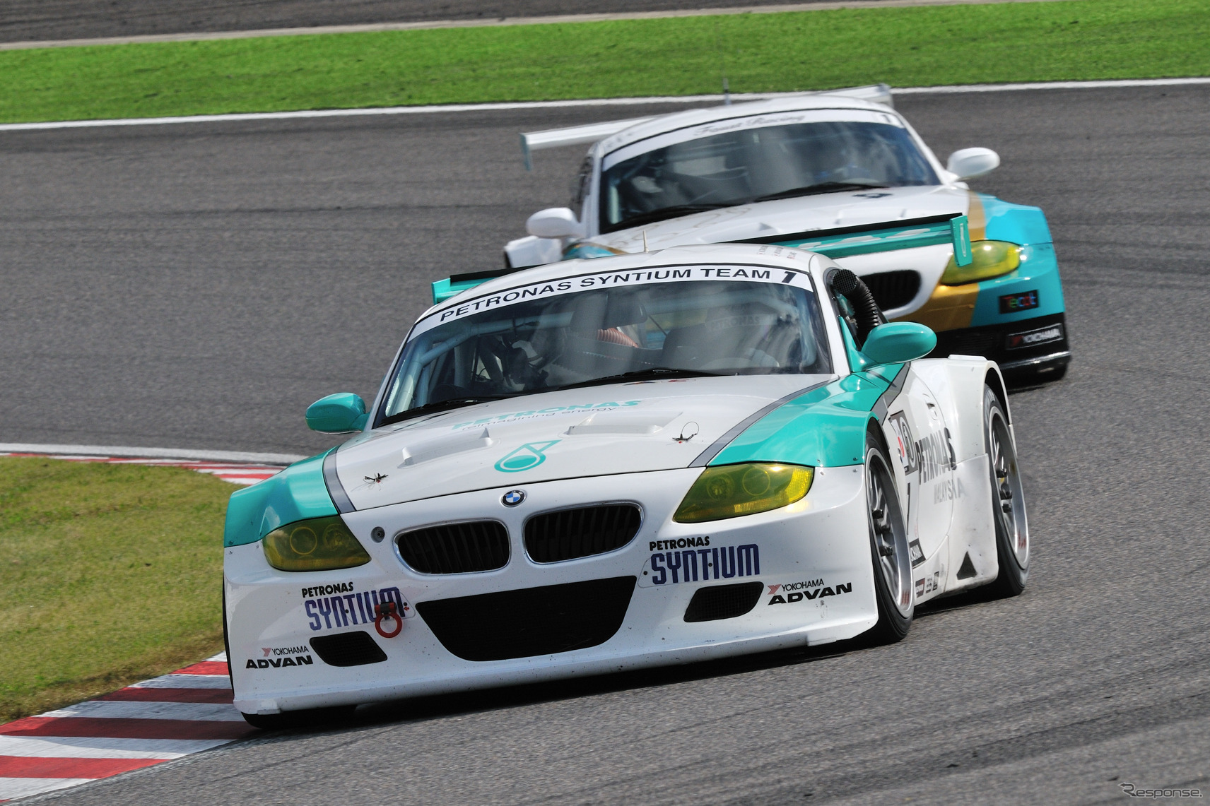 ST-1クラスのPETRONAS SYNTIUM BMW Z4M COUPE。
