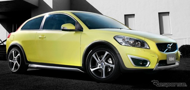 ボルボ C30 特別仕様車 Hello Yellow Edition