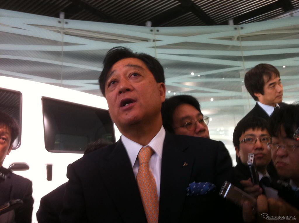 三菱自動車・益子修社長
