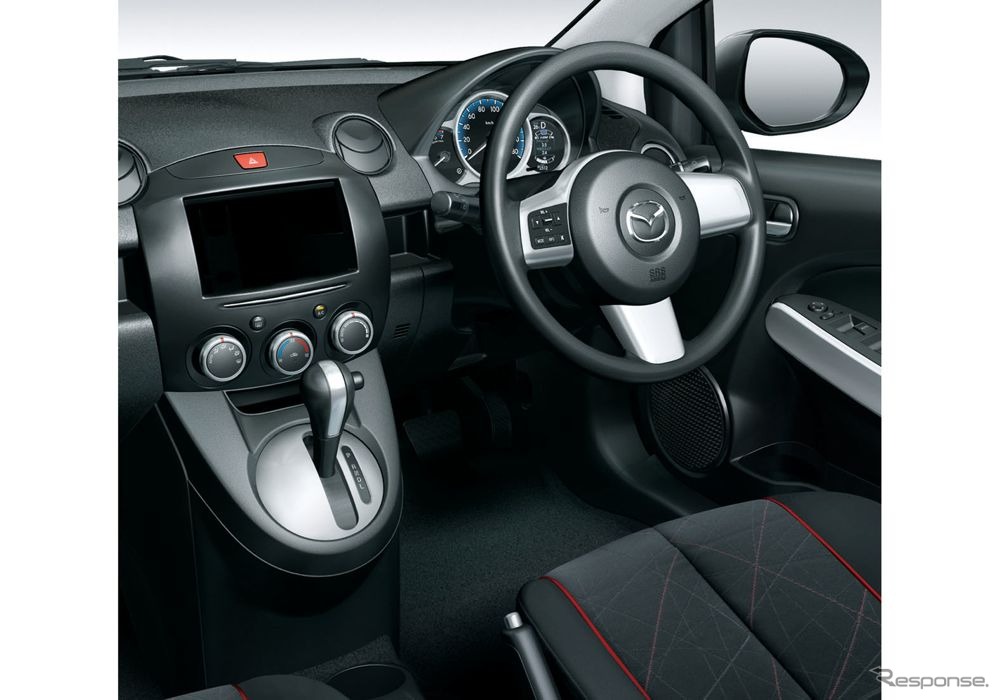 マツダ デミオ 13-SKYACTIV スマートスタイリッシュ