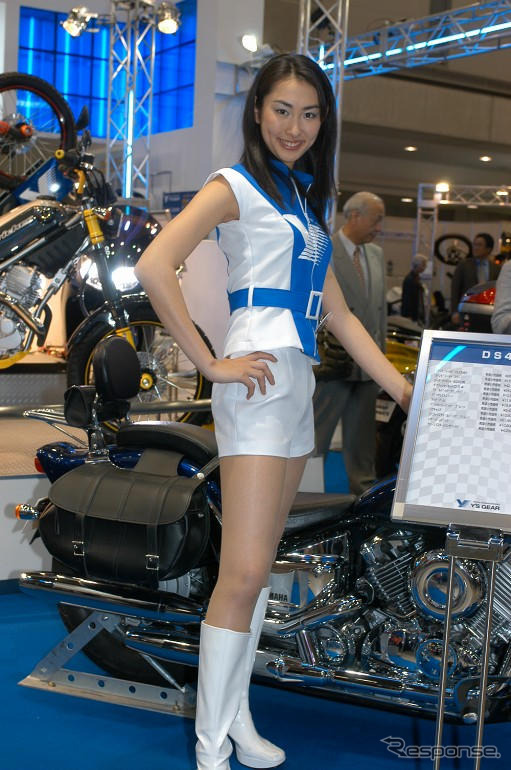 【東京モーターサイクルショー04】コンパニオン写真蔵…ズッキューン