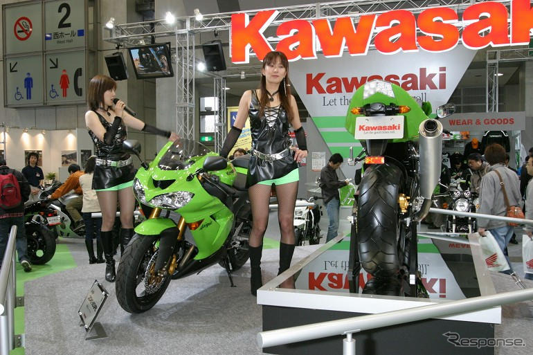 【東京モーターサイクルショー04】写真蔵…カワサキブース編