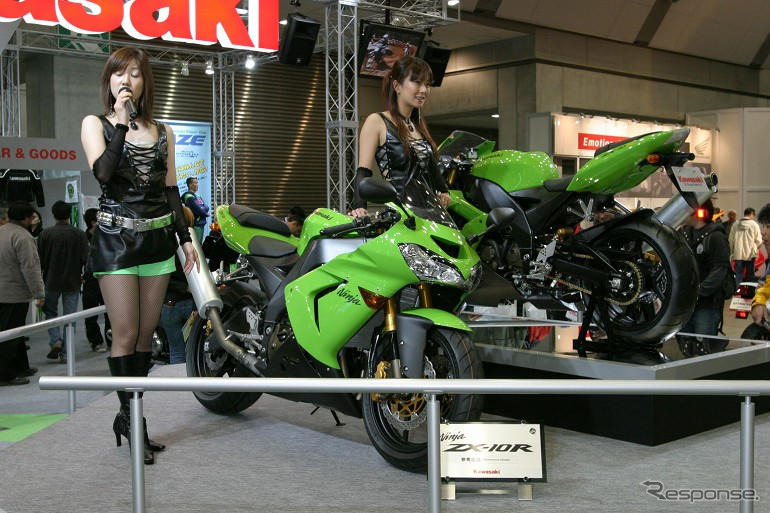 【東京モーターサイクルショー04】写真蔵…カワサキブース編