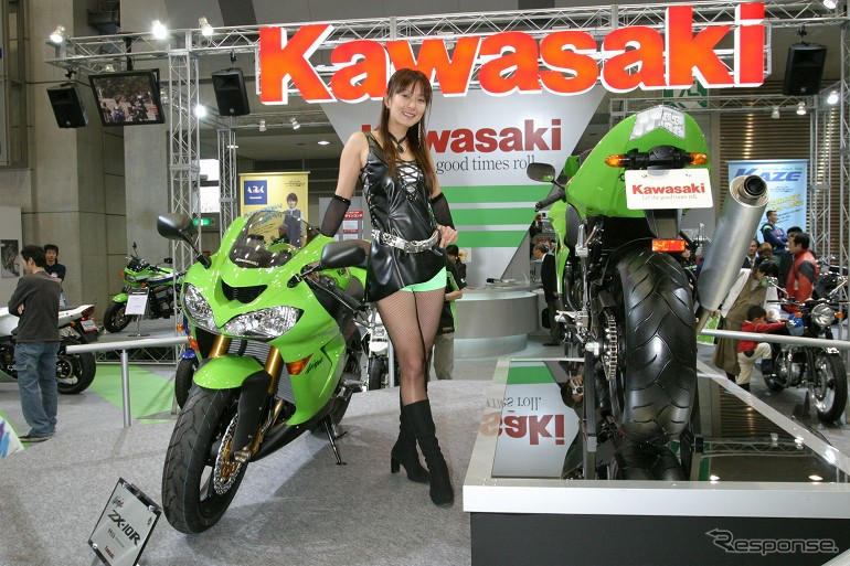 【東京モーターサイクルショー04】写真蔵…カワサキブース編