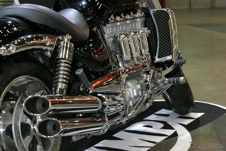 【東京モーターサイクルショー04】写真蔵…トライアンフ編