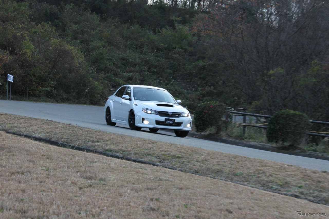 スバル インプレッサのコンプリートカー、S206