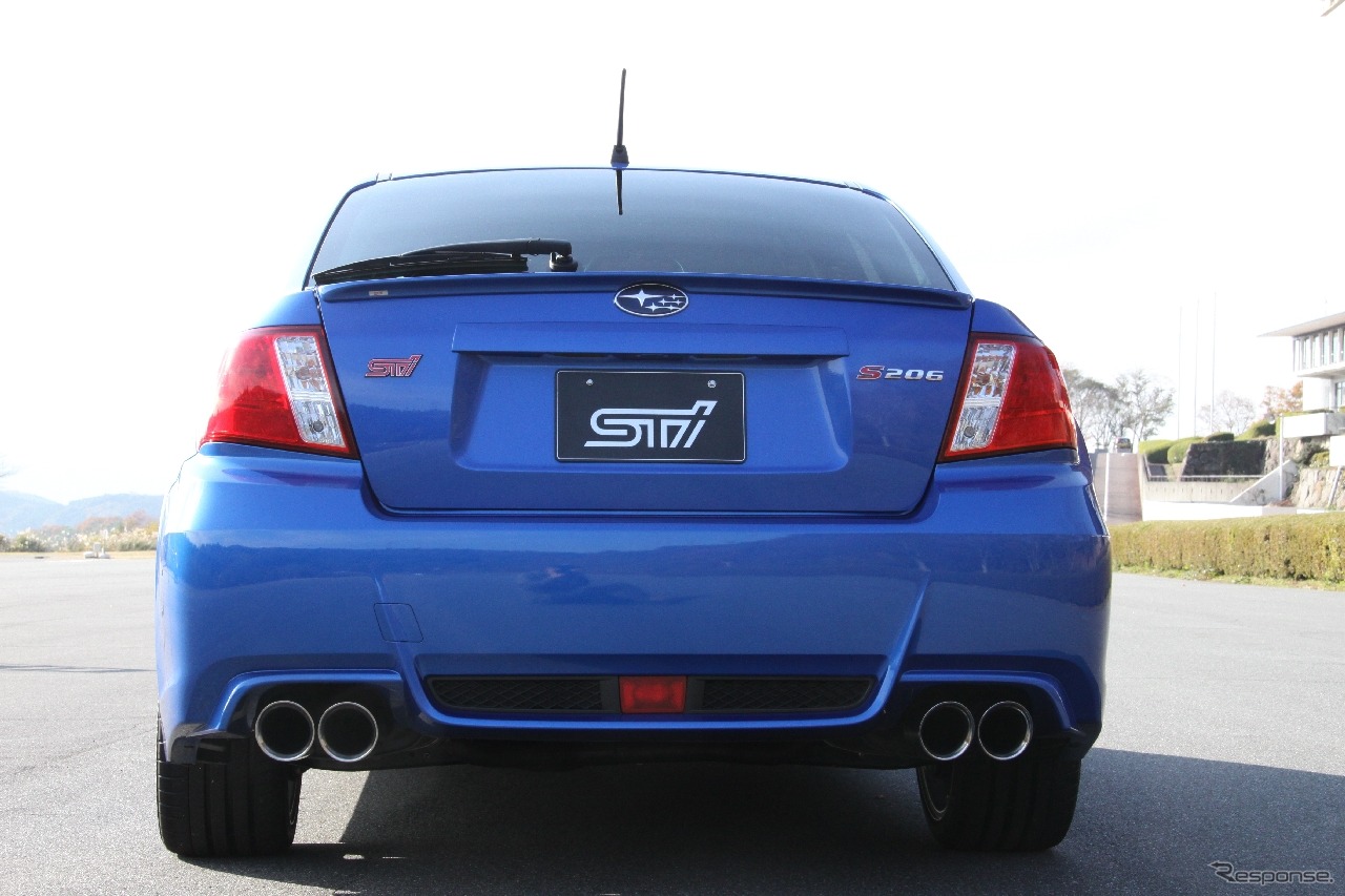 スバル インプレッサのコンプリートカー、S206