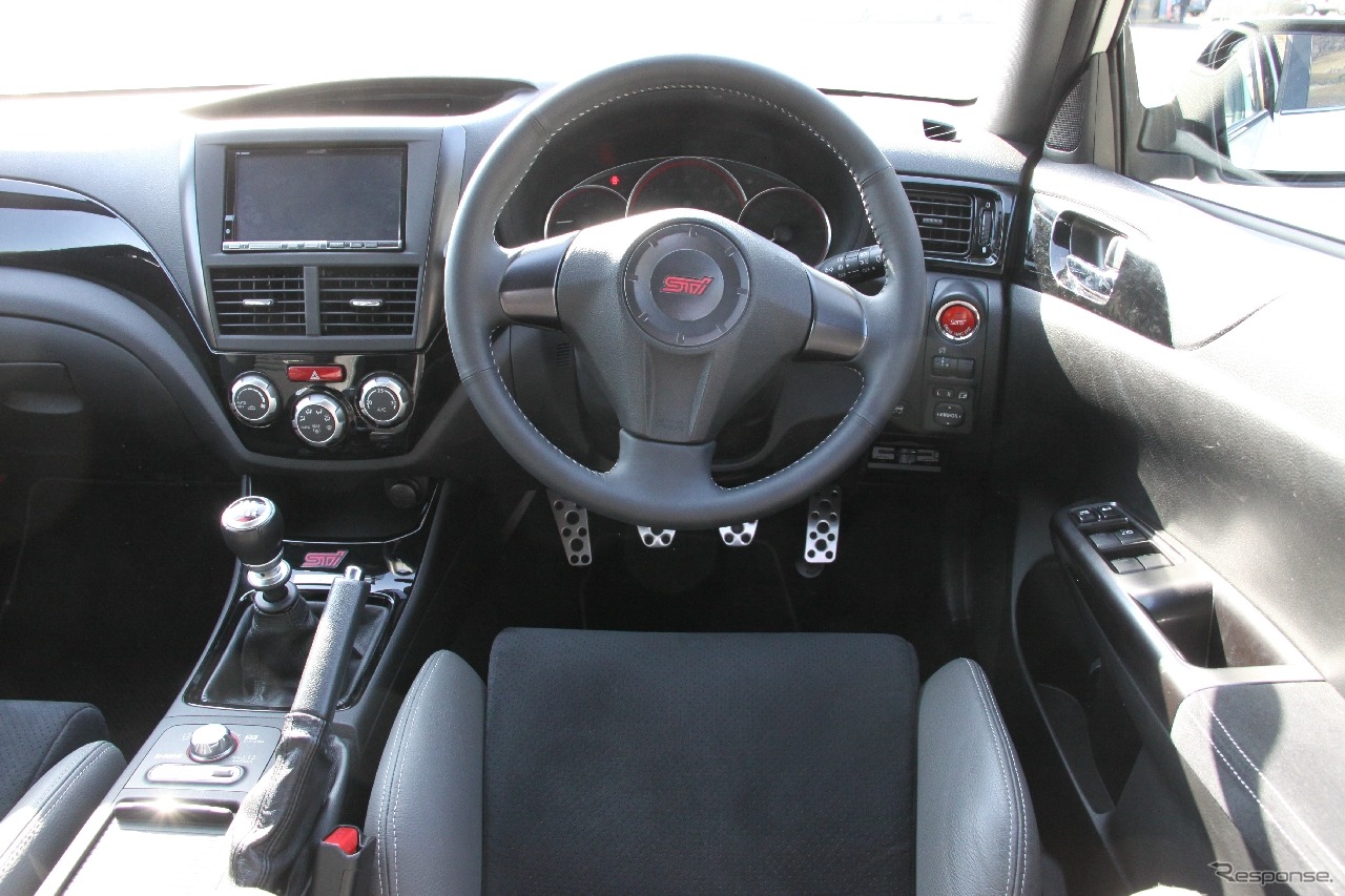 スバル インプレッサ WRX STI S206