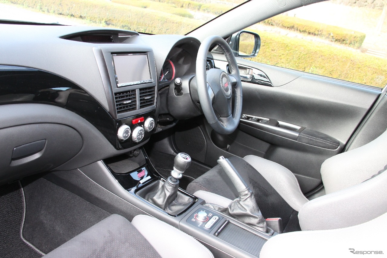 スバル インプレッサ WRX STI S206