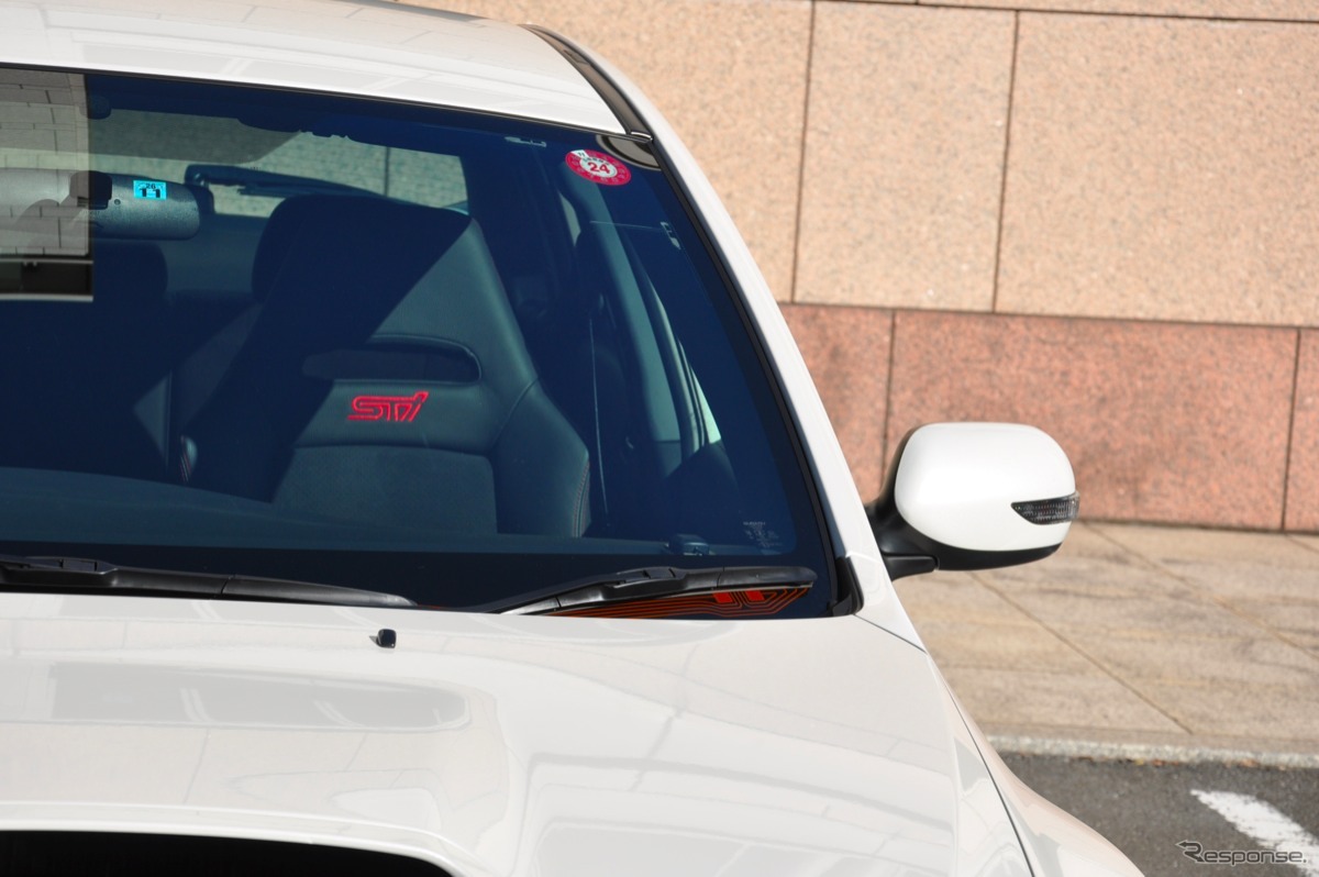 スバル インプレッサ WRX STI 4ドア
