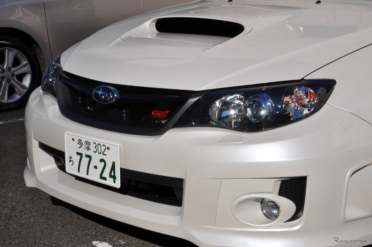 スバル インプレッサ WRX STI 4ドア