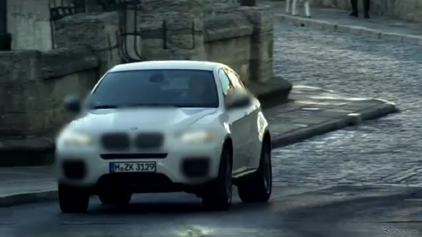 BMW X6に加わる新たなMバージョンの予告映像（動画キャプチャー）