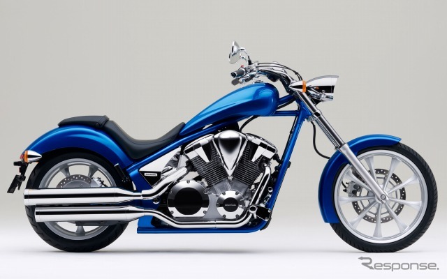 ホンダ VT1300CX（グリントウェーブブルーメタリック）