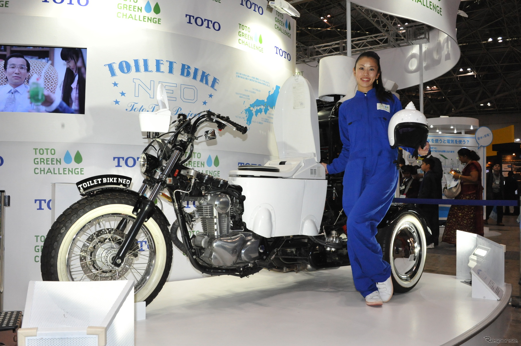 トイレバイクNEOは子供にも大人気だ（17日・エコプロダクツ展）
