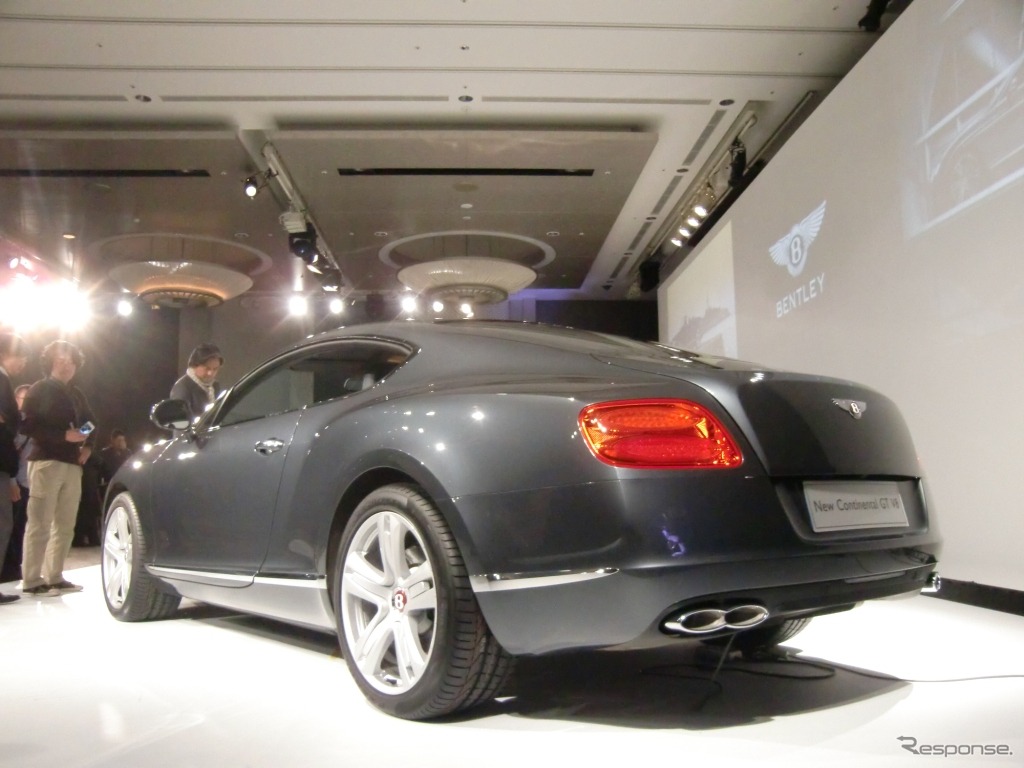 ベントレーコンチネンタルGT V8