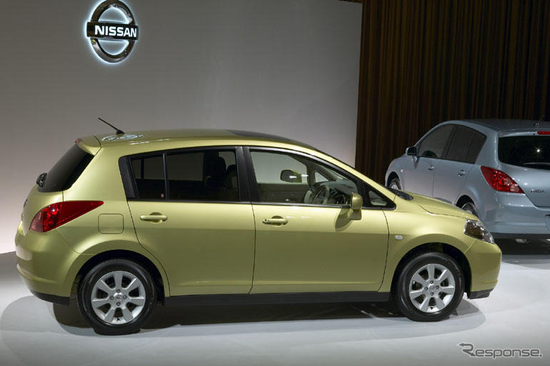 【写真蔵】日産ティーダ…発売の心づもりはいいですか?
