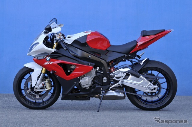 BMW S1000RRをフルモデルチェンジ---高感度のレスポンス