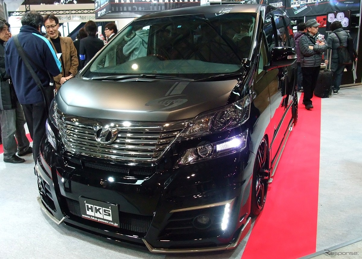 HKS S-style VELLFIRE（東京オートサロン12）