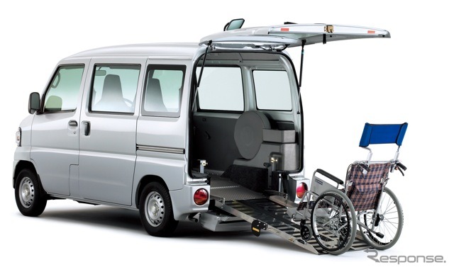 日産NV100クリッパー・チェアキャブ・スロープタイプDX（2WD）