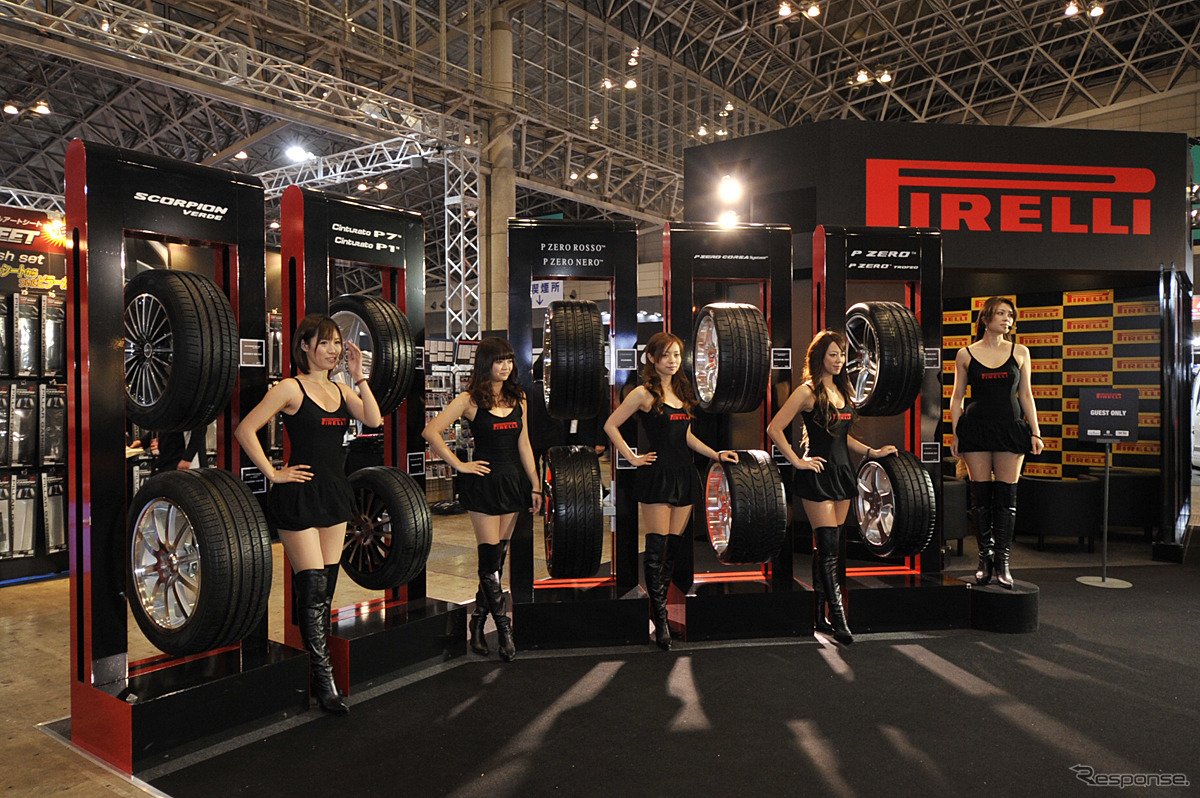 ピレリ（東京オートサロン12）
