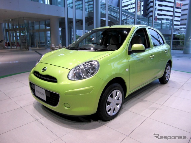 日産マーチ（タイ製）