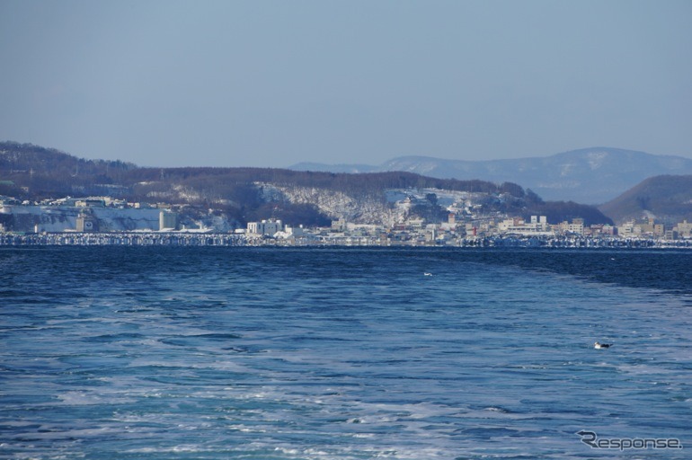 北海道網走の流氷船 オーロラ号 が3月31日まで運行中（撮影日：1月25日）