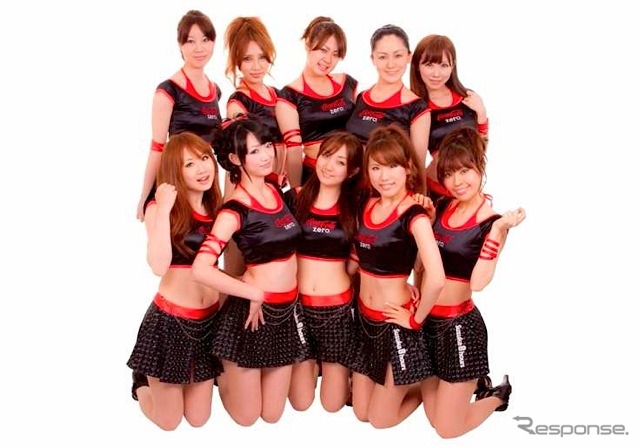 鈴鹿サーキットクイーン。2011年“コカ・コーラゼロ”鈴鹿8時間耐久ロードレースでのコスチューム