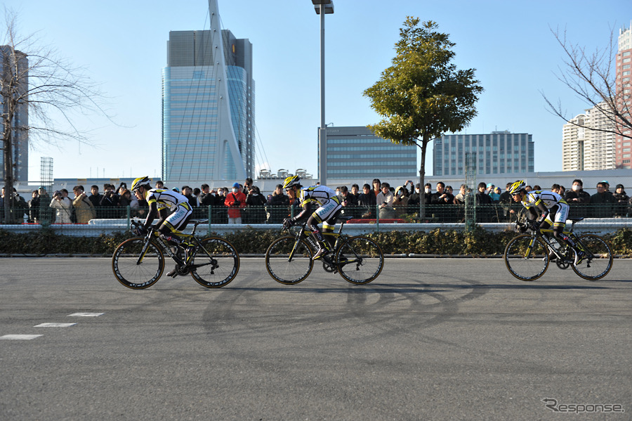 発表会とともにデモ走行も行なわれた（2月18日）